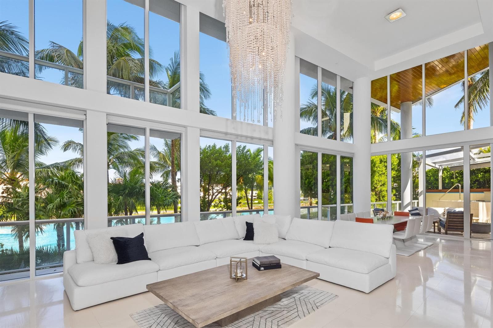 1000 S Ocean Boulevard 110 photo 1