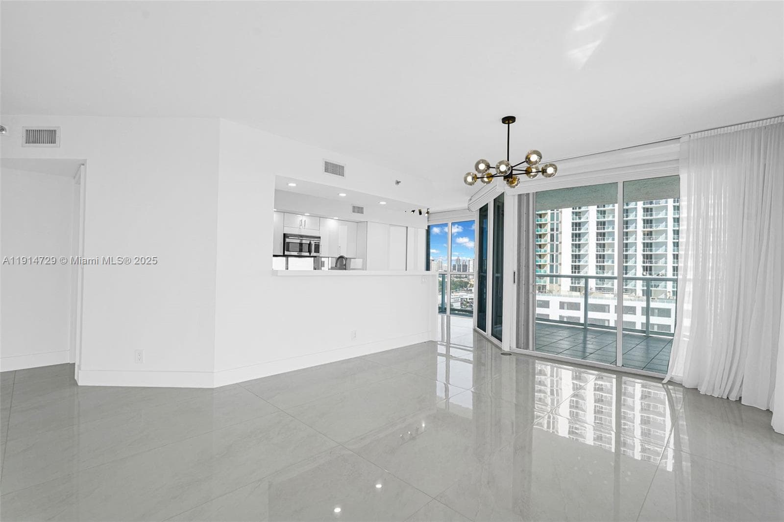 16485 Collins Ave 1236 photo 10