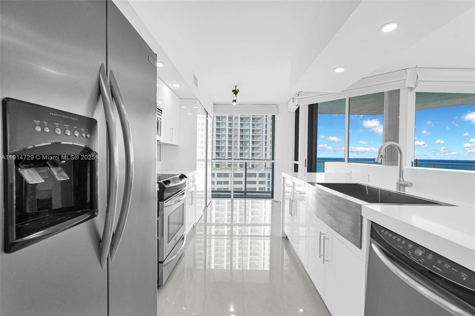 16485 Collins Ave 1236 photo 15