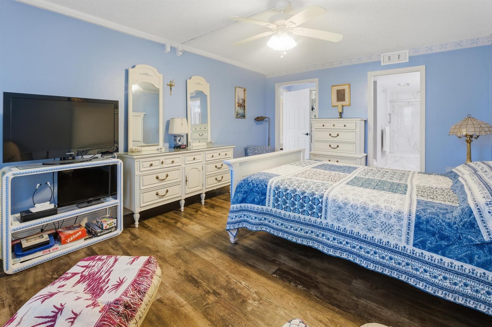 375 Beach Road 201 photo 13