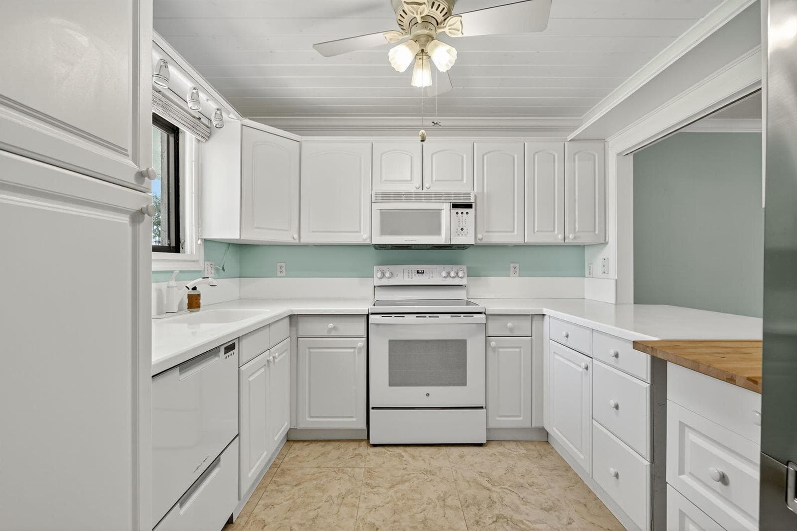 1630 Seaway Drive 106 photo 13