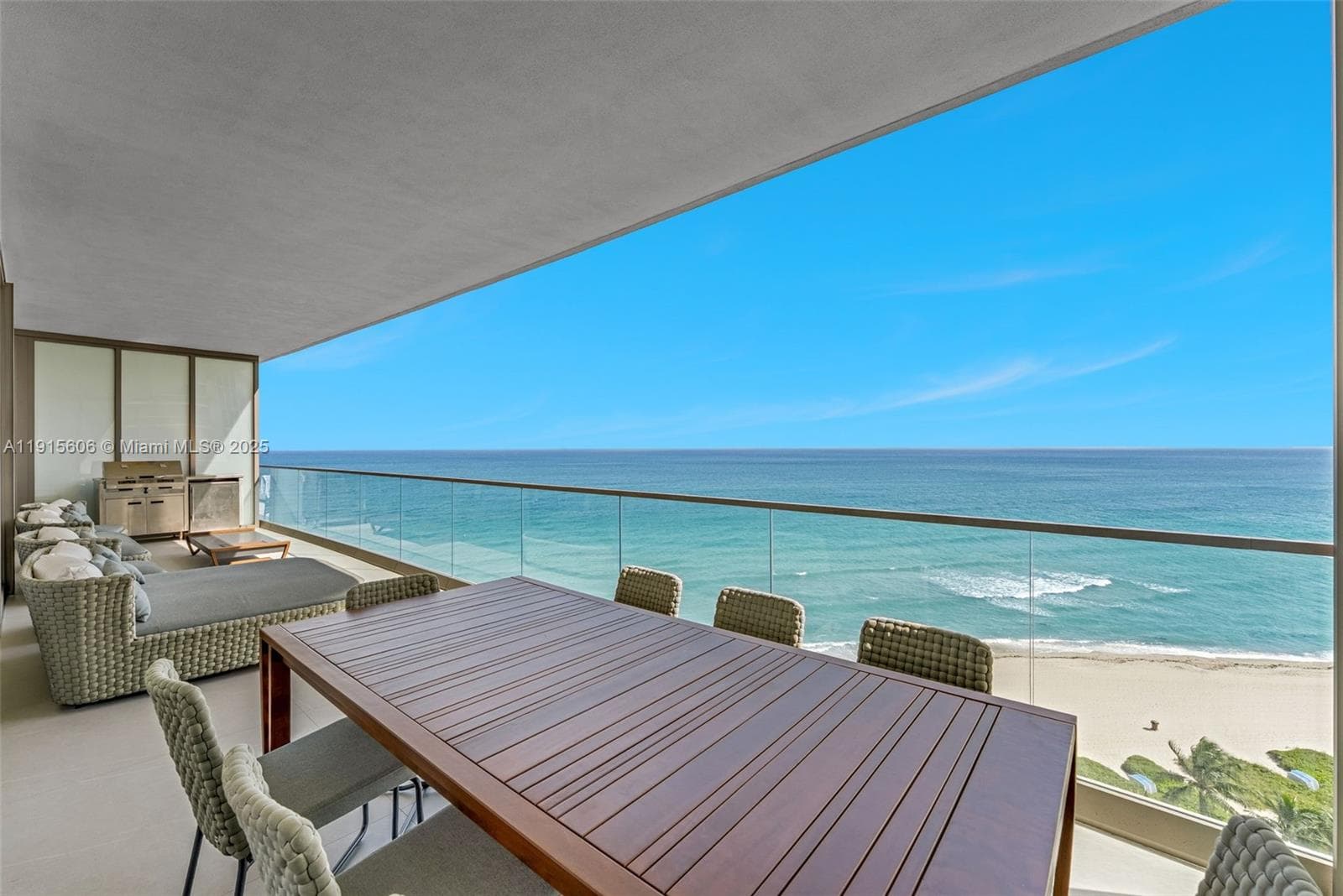 18975 Collins Ave 1002 photo 5