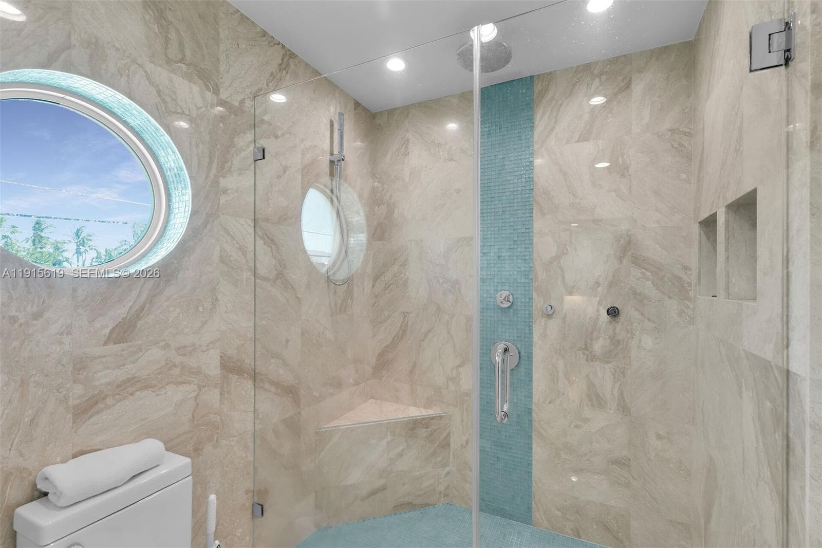 232 W Seaview Dr photo 23