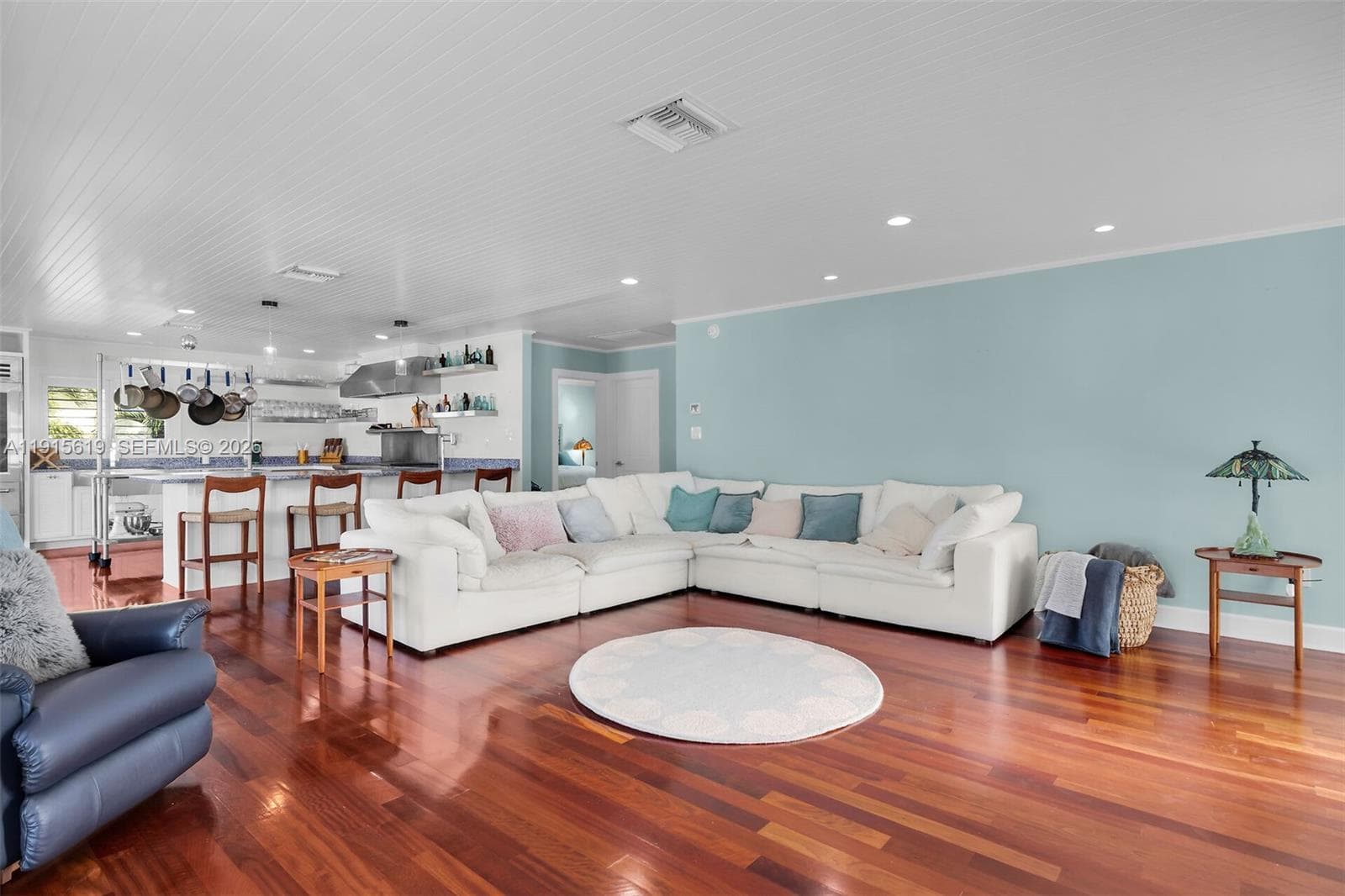 232 W Seaview Dr photo 11