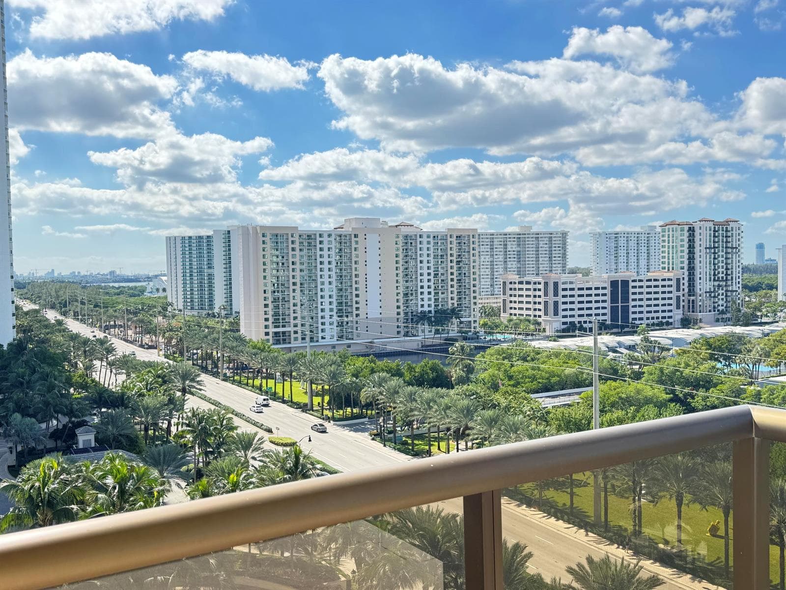 16275 Collins Avenue #1004 photo 5