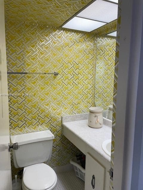 301 174th St 1605 photo 11