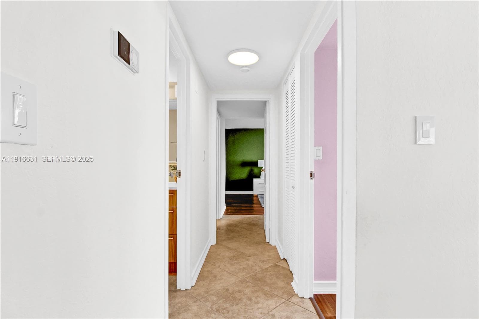 800 Parkview Dr 821 photo 14