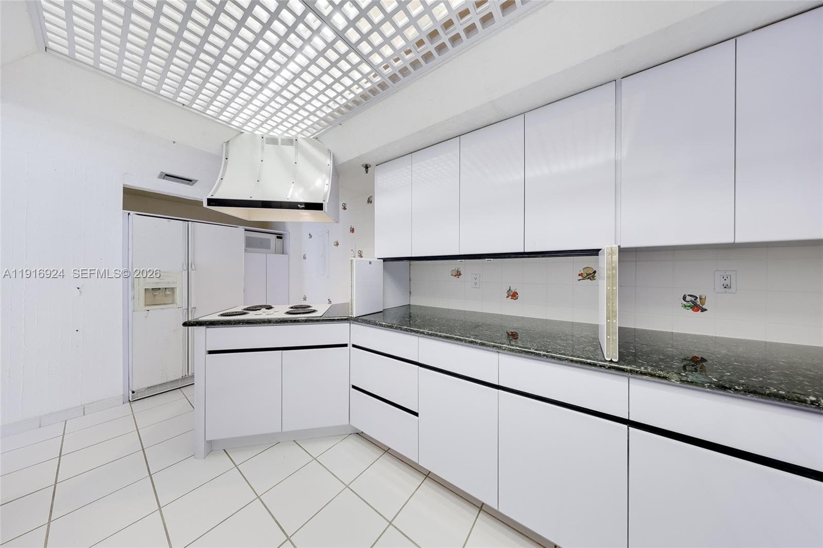 520 Brickell Key Dr A1104 photo 8