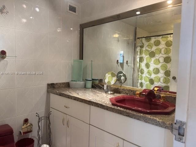 5401 Collins Ave 931 photo 19