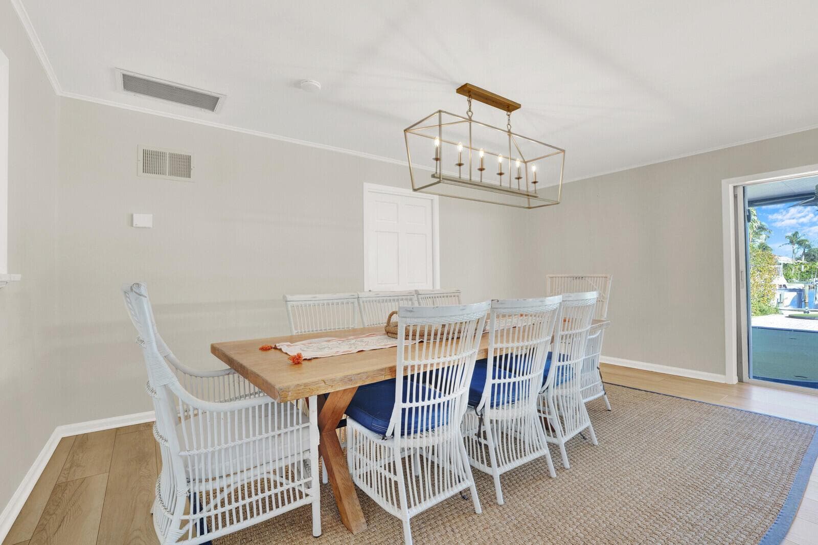 12980 Prosperity Farms Road photo 16