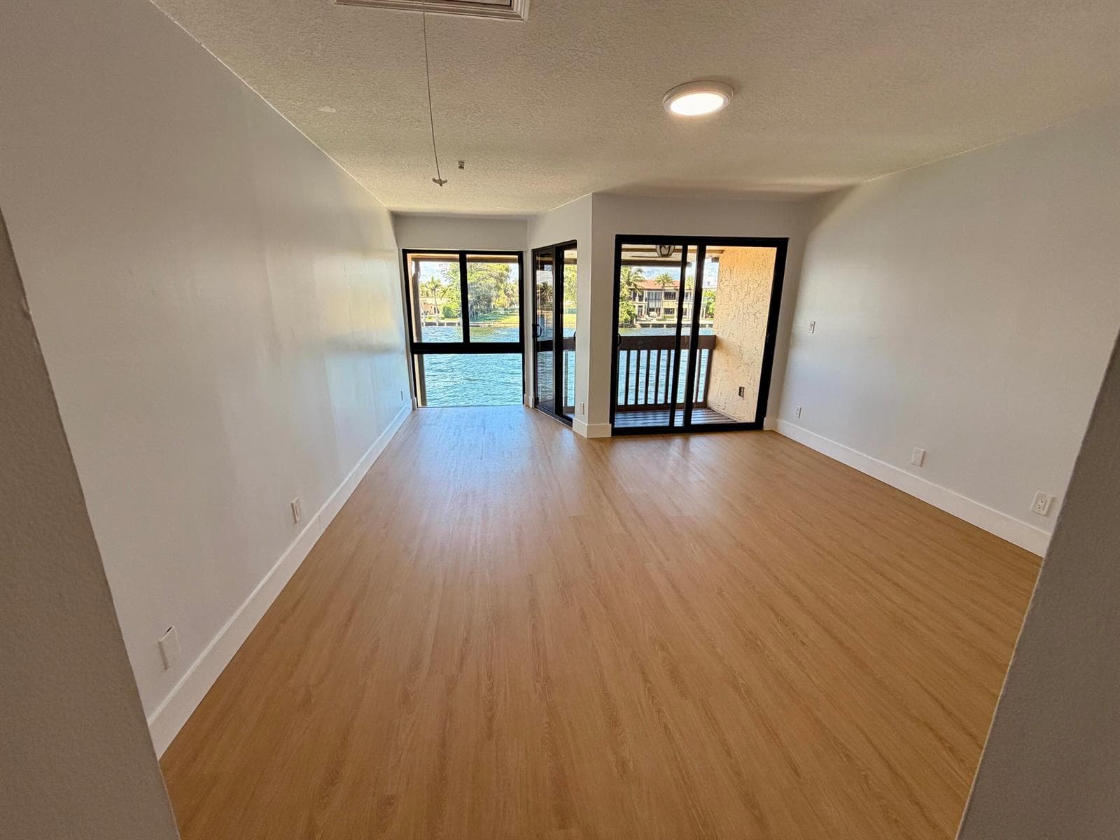 797 S Riverside Drive S 797 photo 25