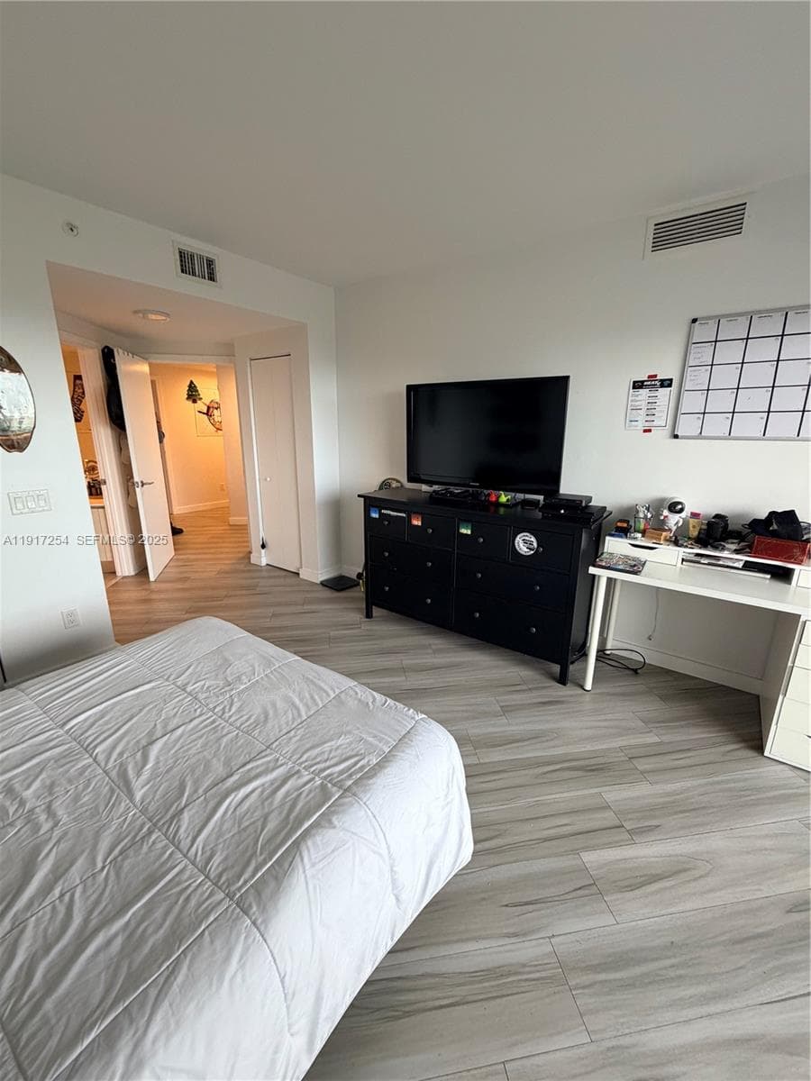 4250 Biscayne Blvd 902 photo 12