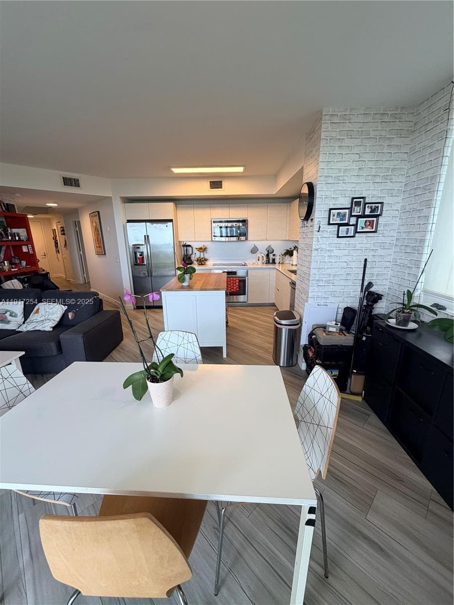 4250 Biscayne Blvd 902 photo 20