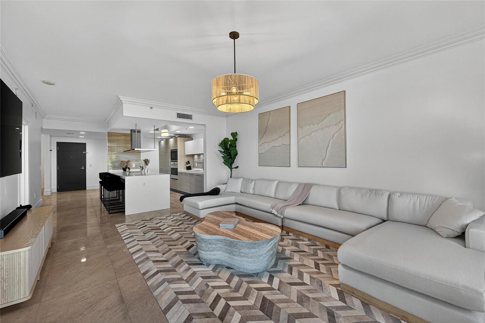 17301 Biscayne Boulevard 506 photo 2