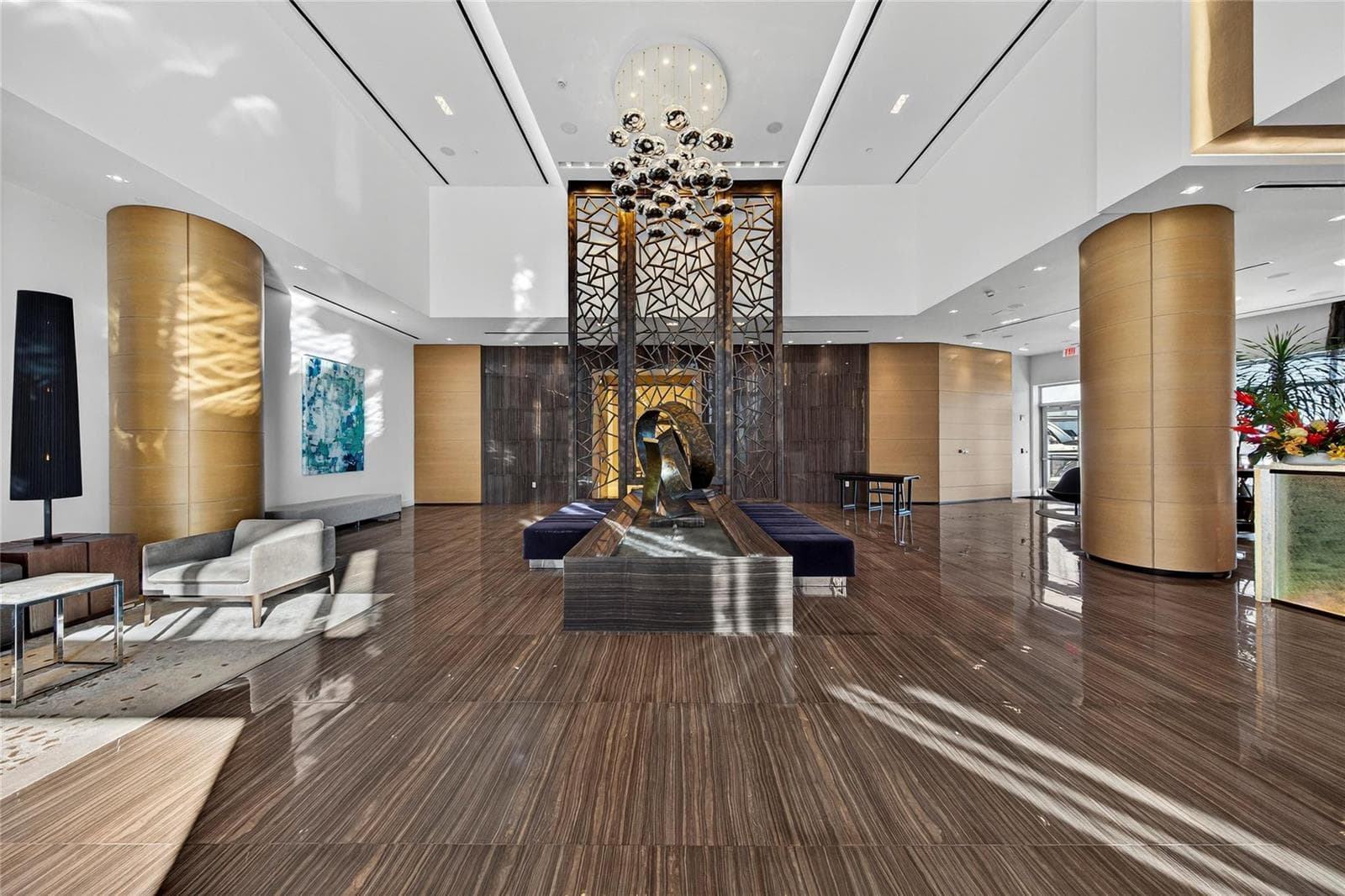 17301 Biscayne Boulevard 506 photo 3