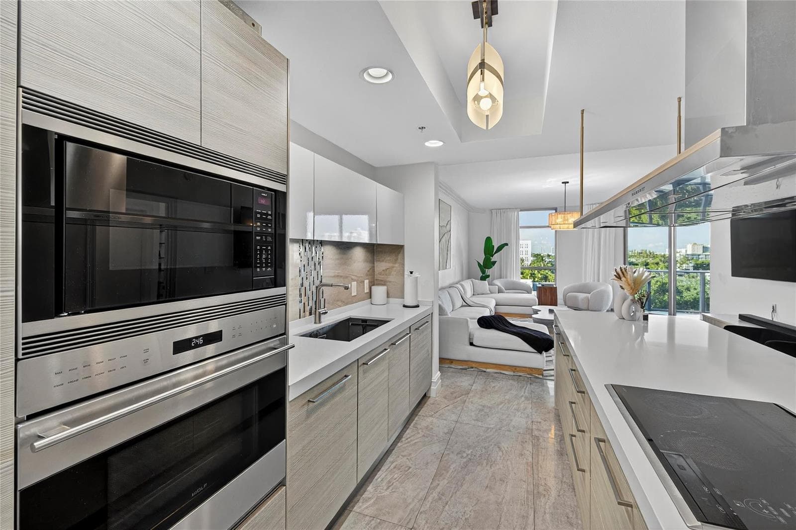 17301 Biscayne Boulevard 506 photo 9
