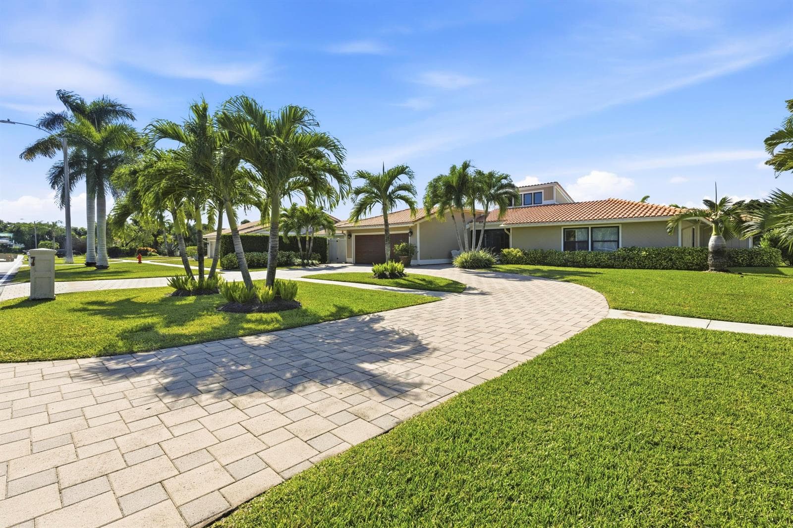 11327 Wingfoot Drive photo 3