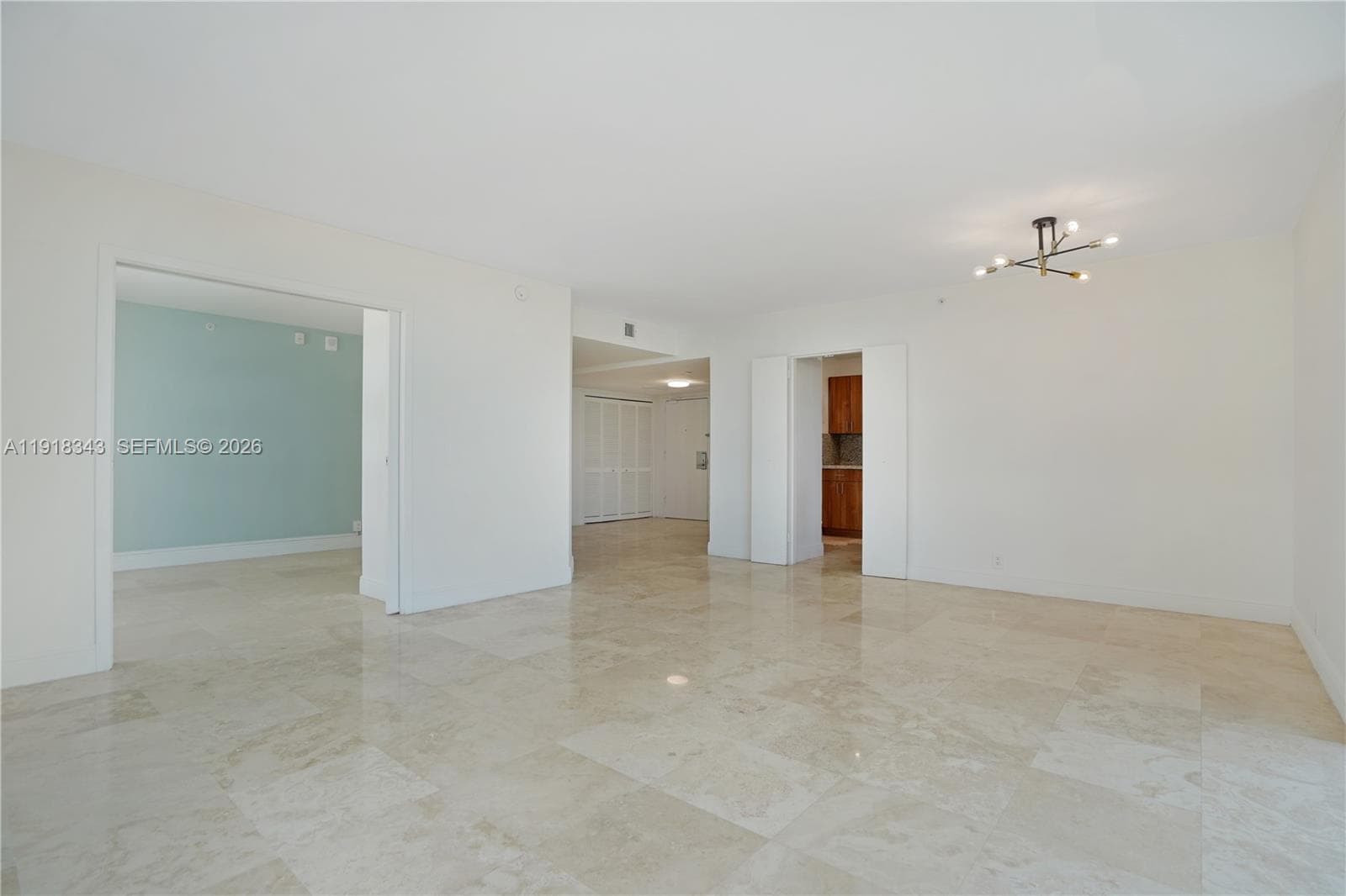 5101 Collins Ave 14K photo 11