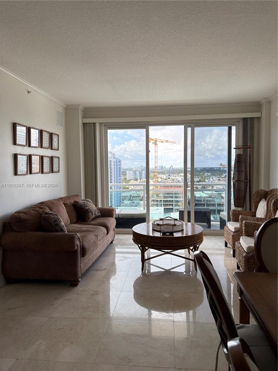 6917 Collins Ave PH20 photo 6