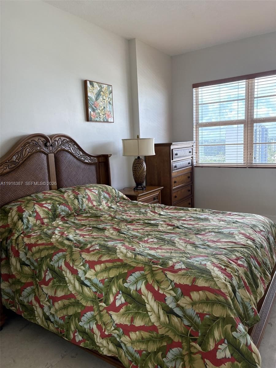 6917 Collins Ave PH20 photo 7