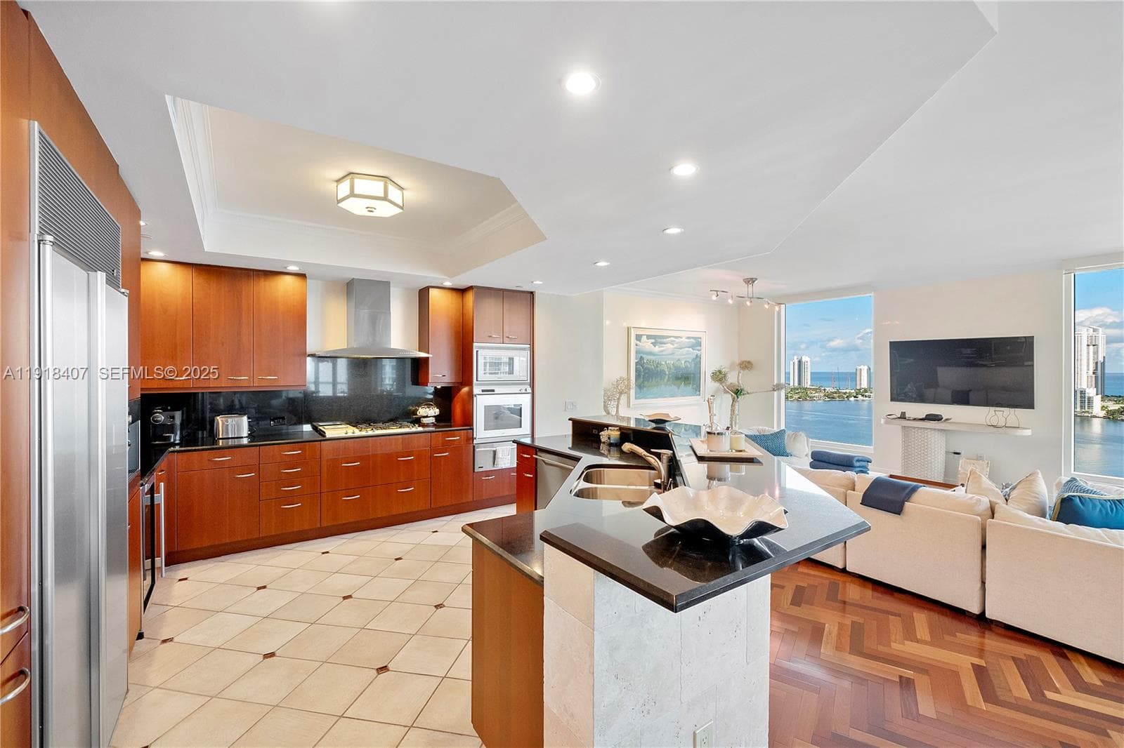 6000 Island Blvd 2406 photo 19
