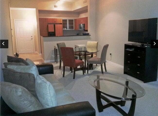 804 E Windward Way 119 photo 3