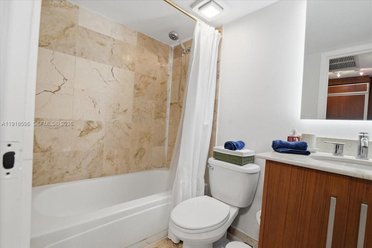 10275 Collins Avenue 1101 photo 23