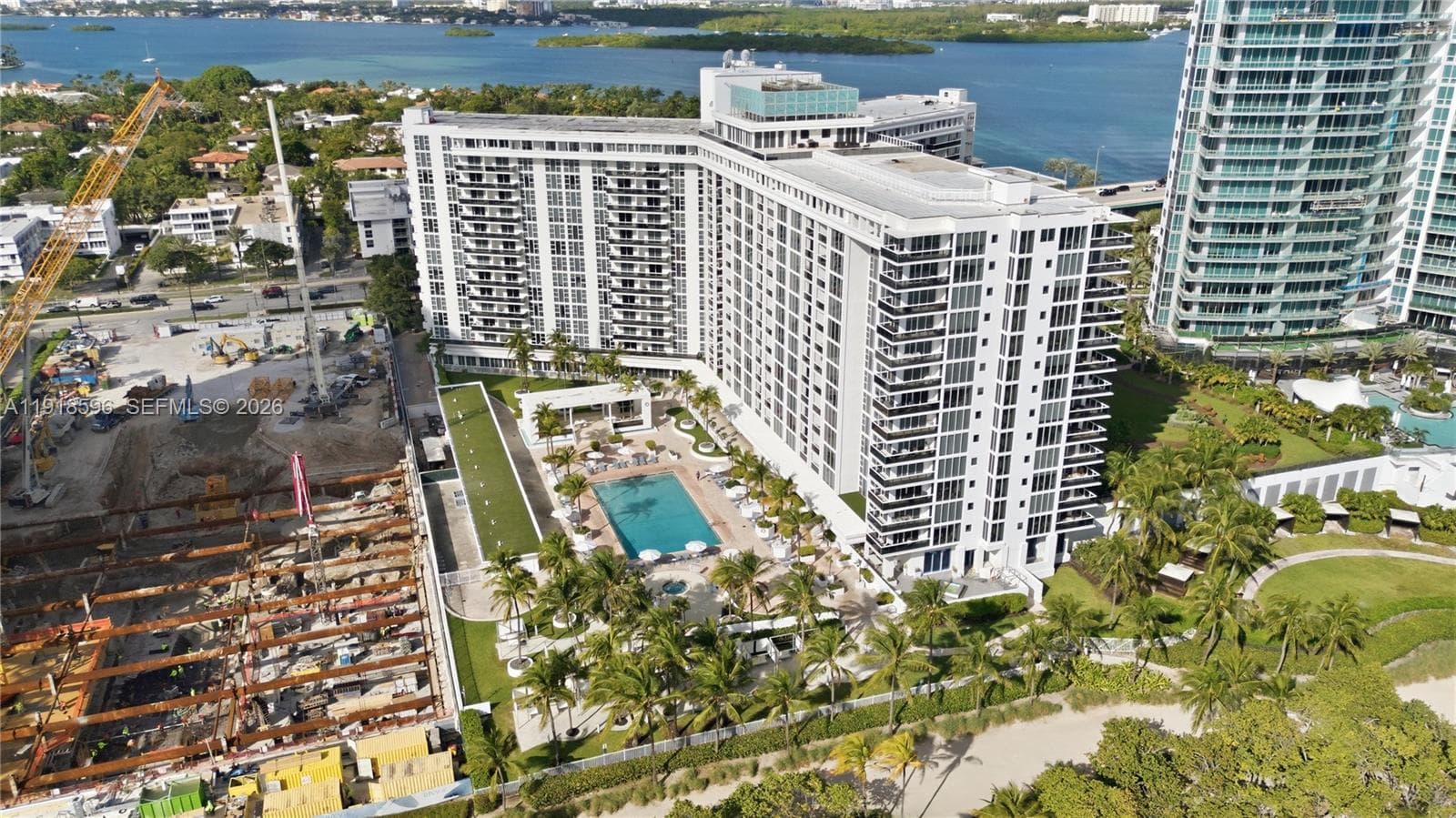 10275 Collins Avenue 1101 photo 3