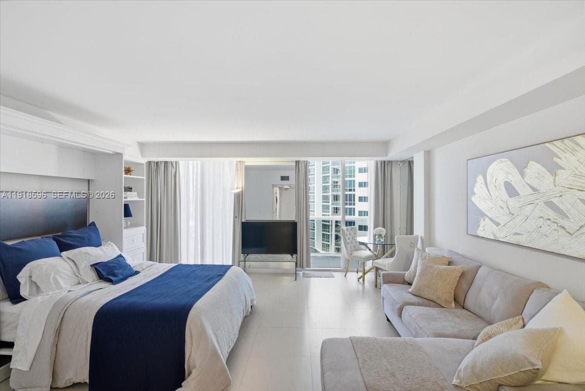 10275 Collins Avenue 1101 photo 15