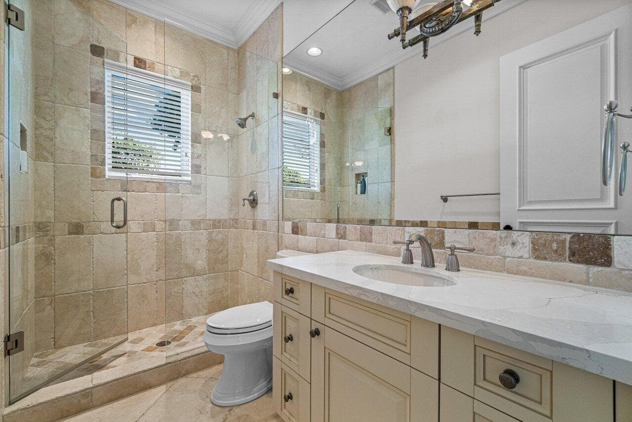6103 N Ocean Boulevard N photo 10