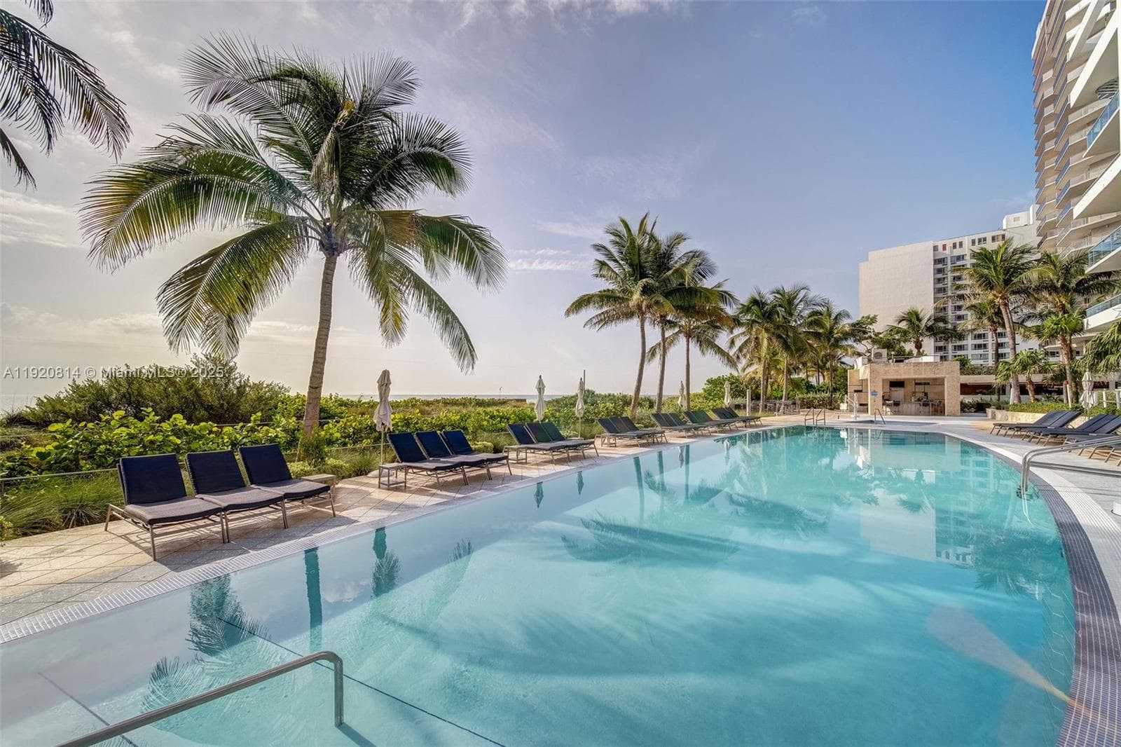 6801 Collins Ave 822(Door#) 805 (Legal#) photo 23