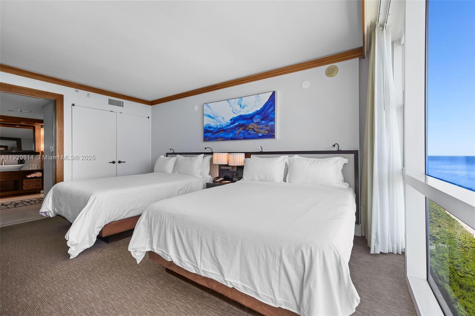 6801 Collins Ave 822(Door#) 805 (Legal#) photo 13