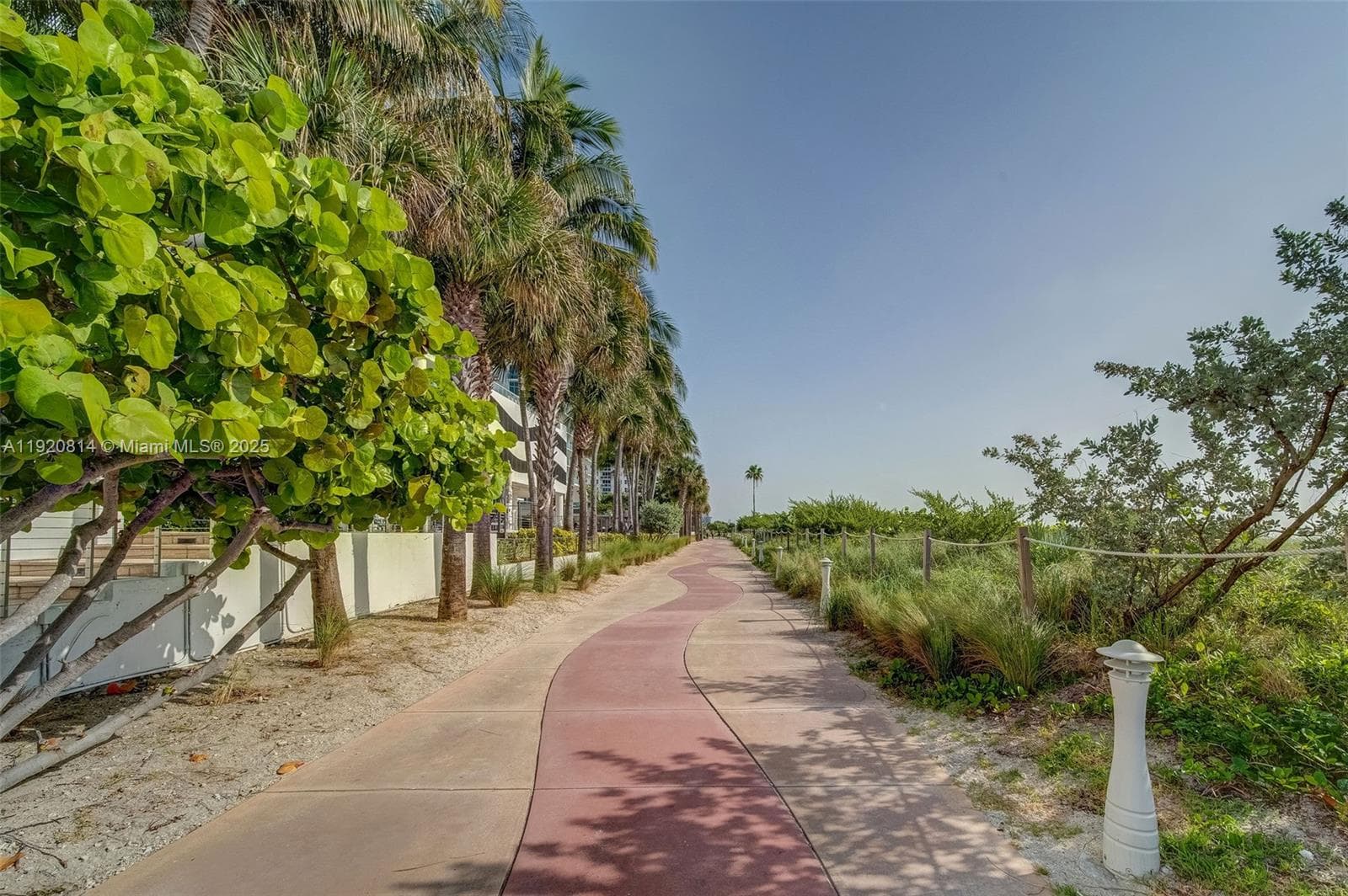 6801 Collins Ave 822(Door#) 805 (Legal#) photo 20