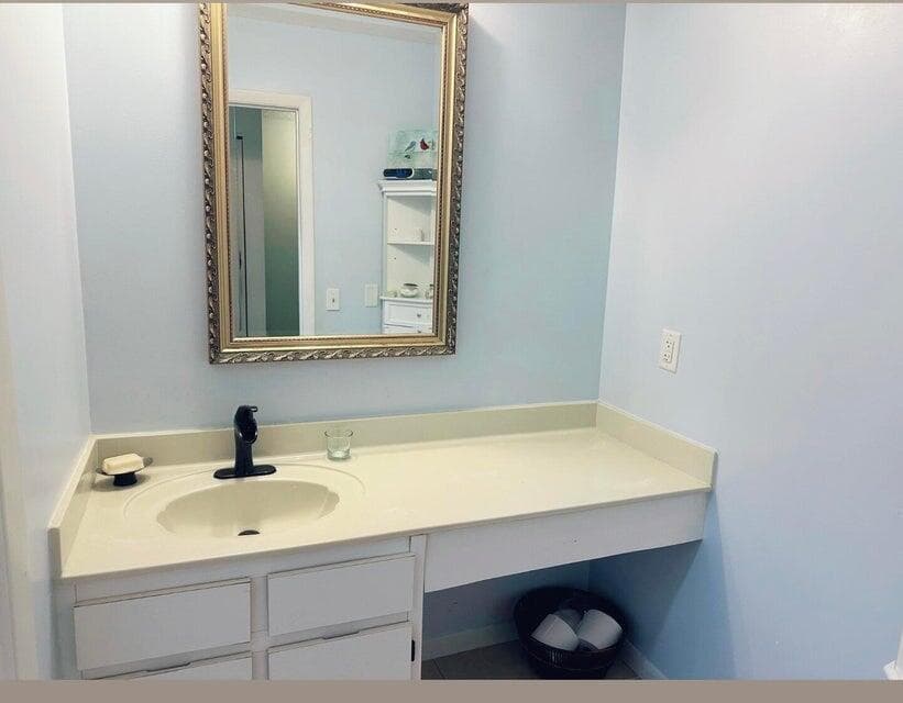 9417 S Ocean Drive 37 photo 4