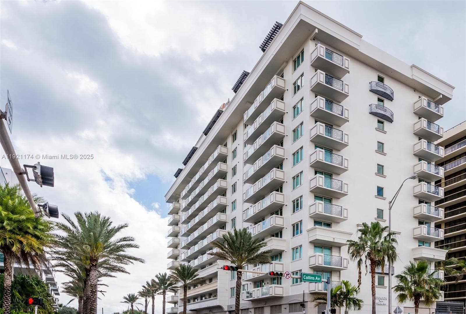 9499 Collins Avenue PH-02 photo 2