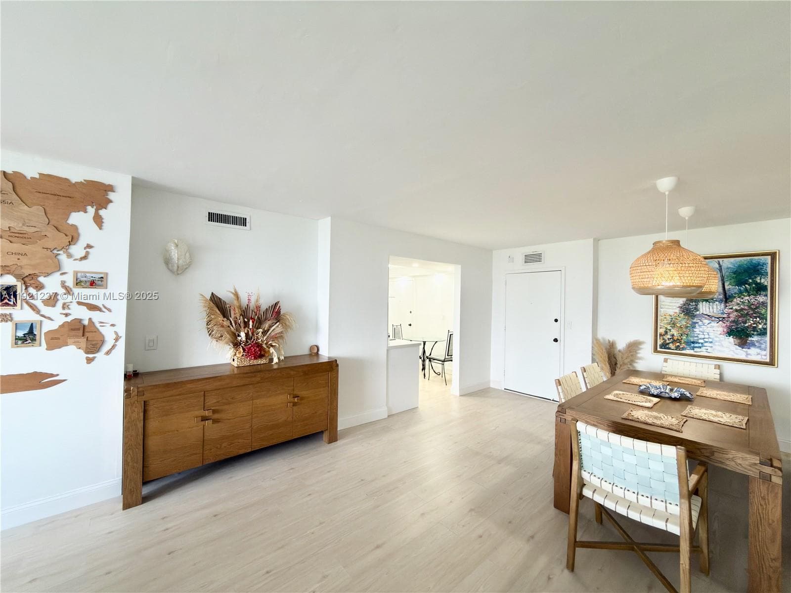3140 S Ocean Dr 512 photo 16
