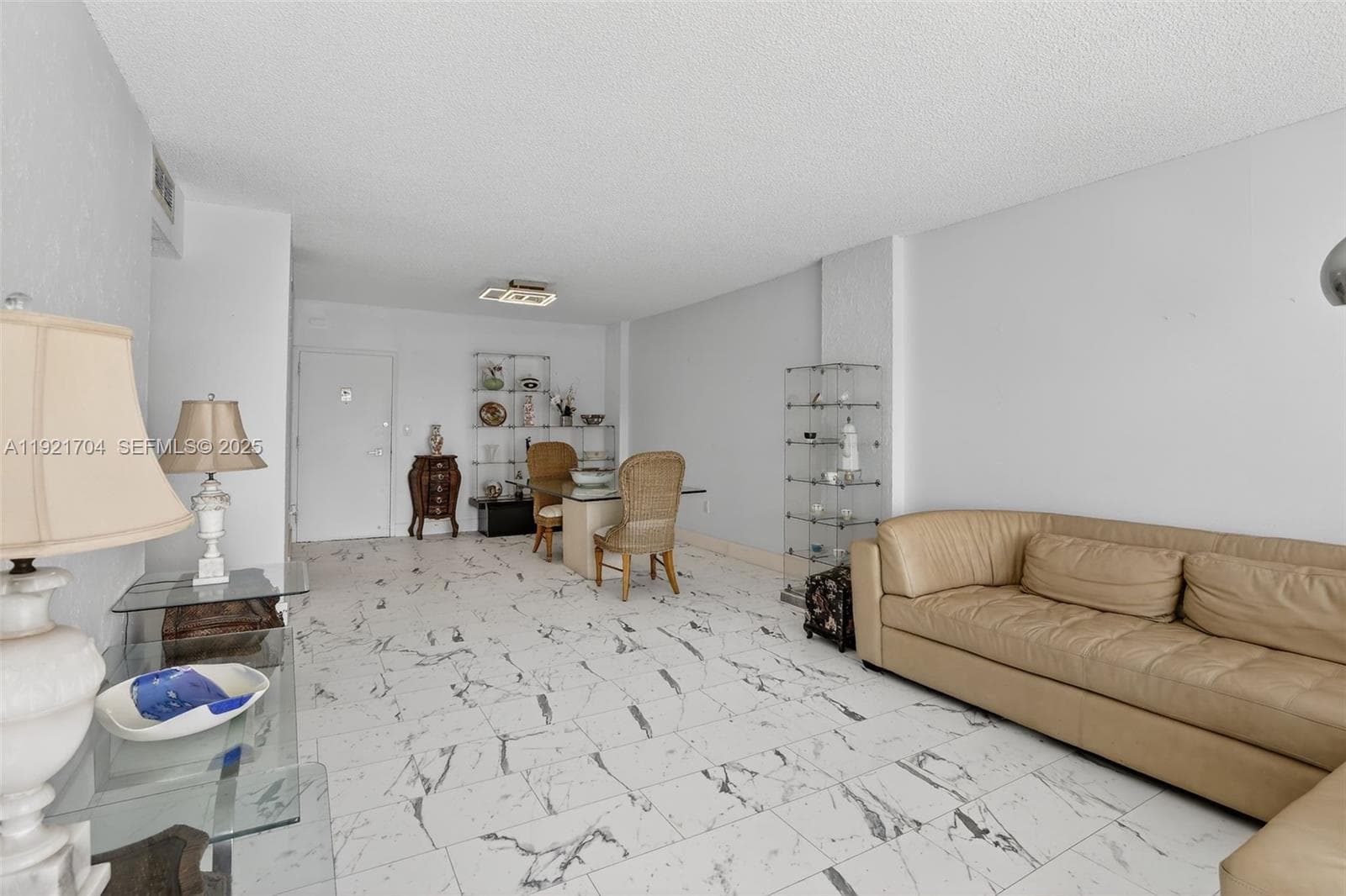 300 Bayview Dr 308 photo 11