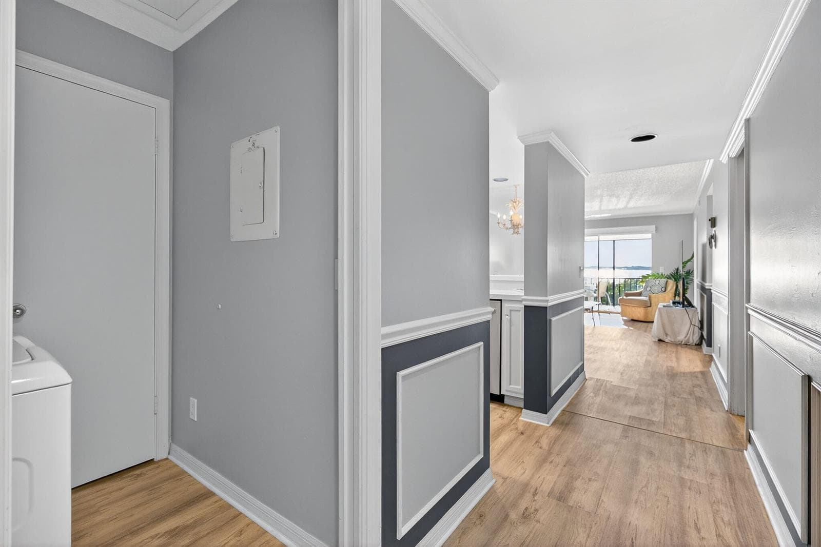 390 NE Edgewater Drive 403 photo 13