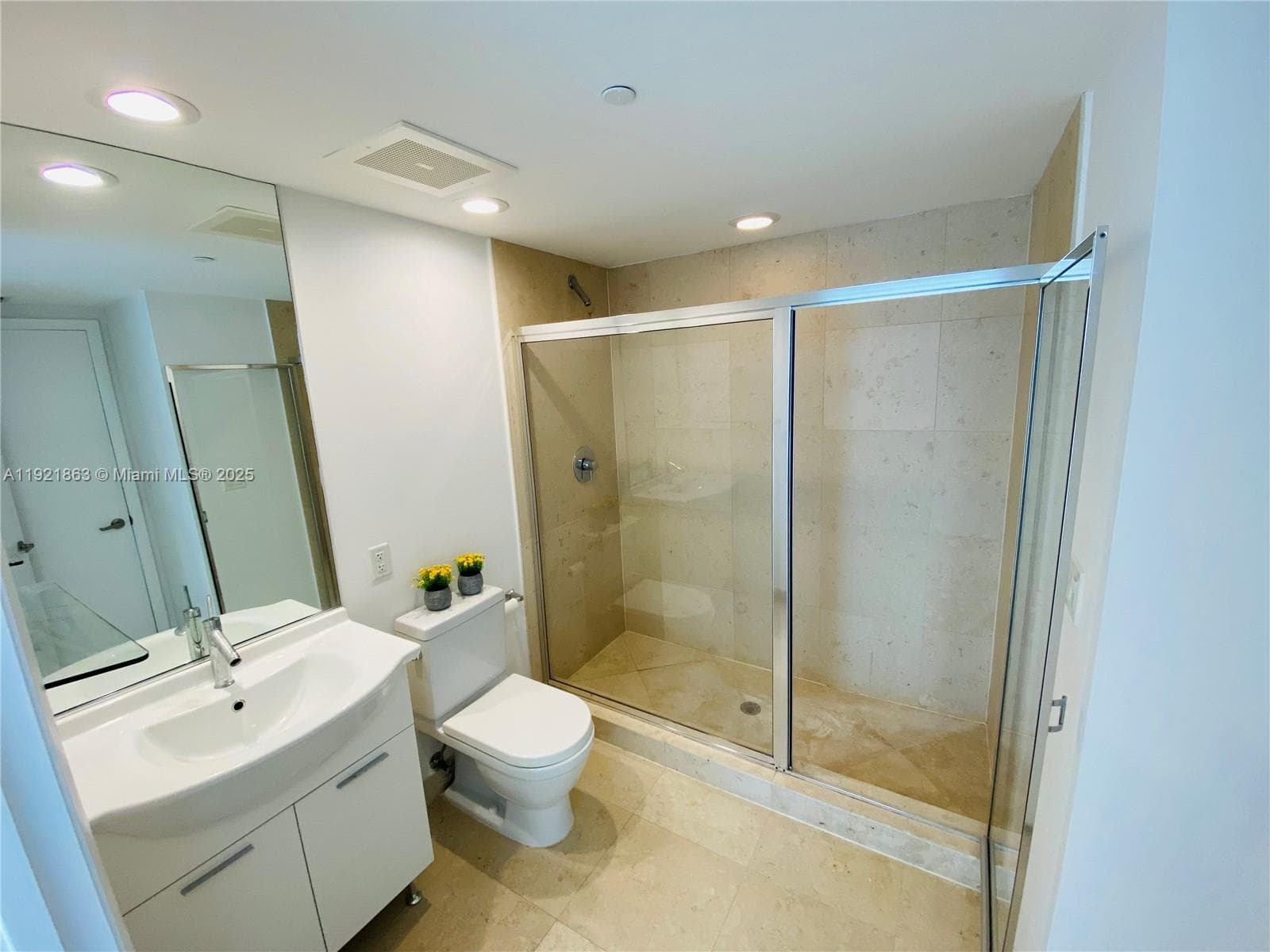 475 Brickell Ave 3715 photo 16