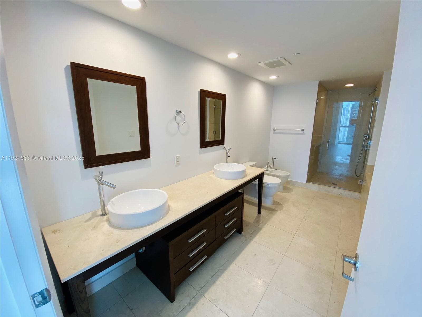 475 Brickell Ave 3715 photo 12