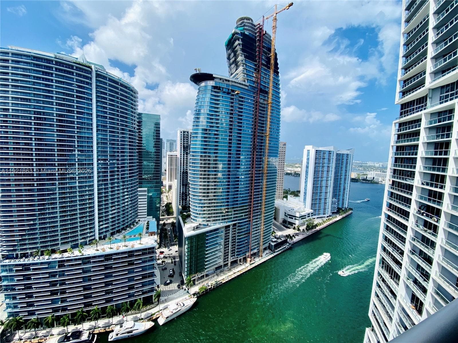 475 Brickell Ave 3715 photo 1