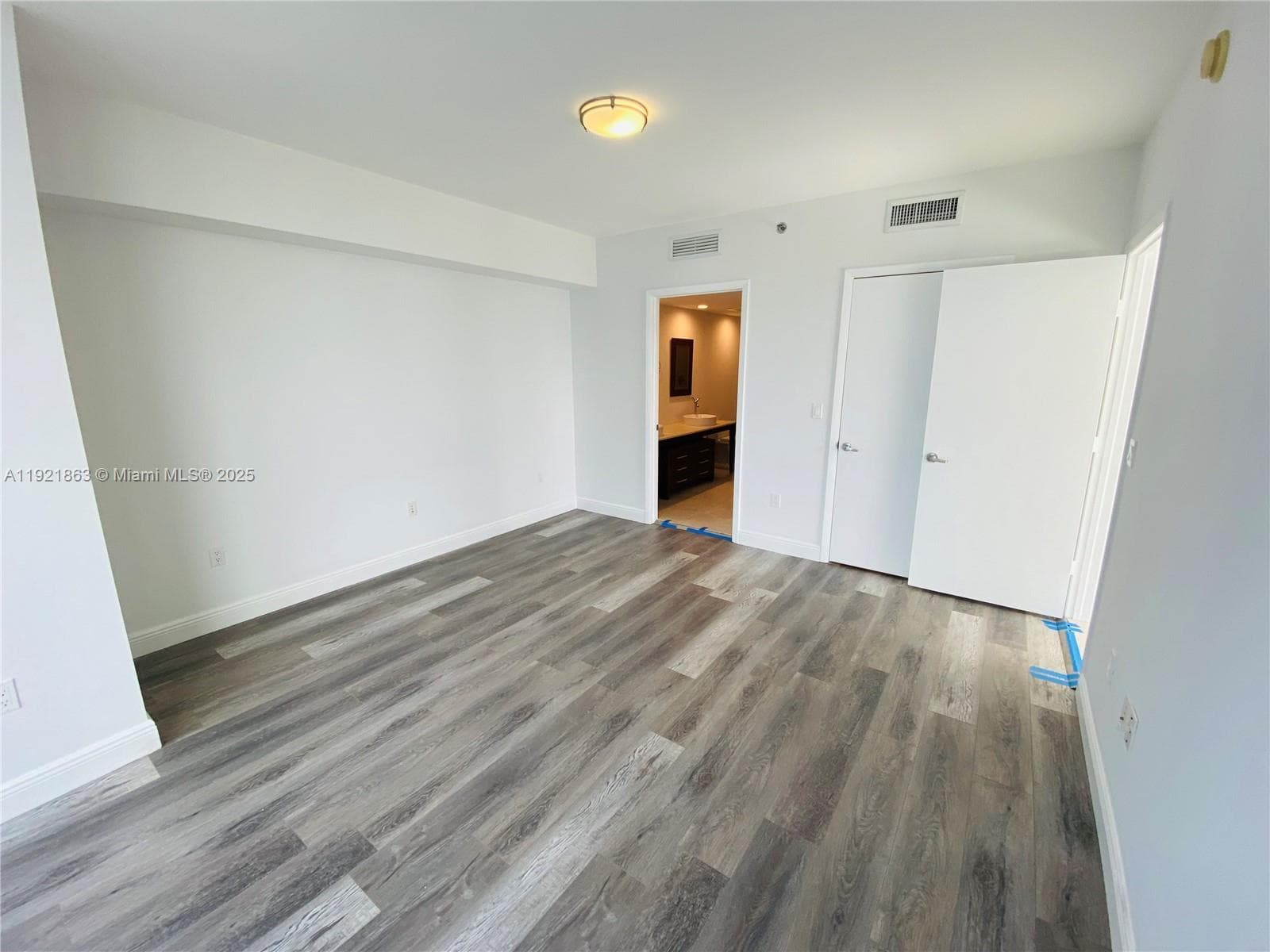 475 Brickell Ave 3715 photo 10