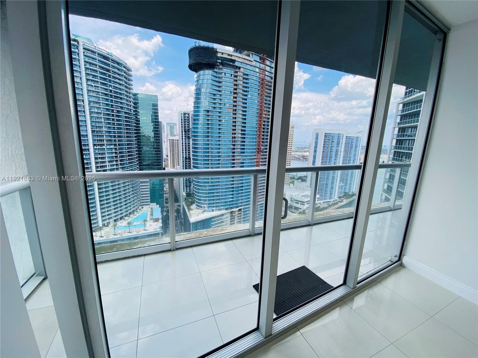 475 Brickell Ave 3715 photo 19