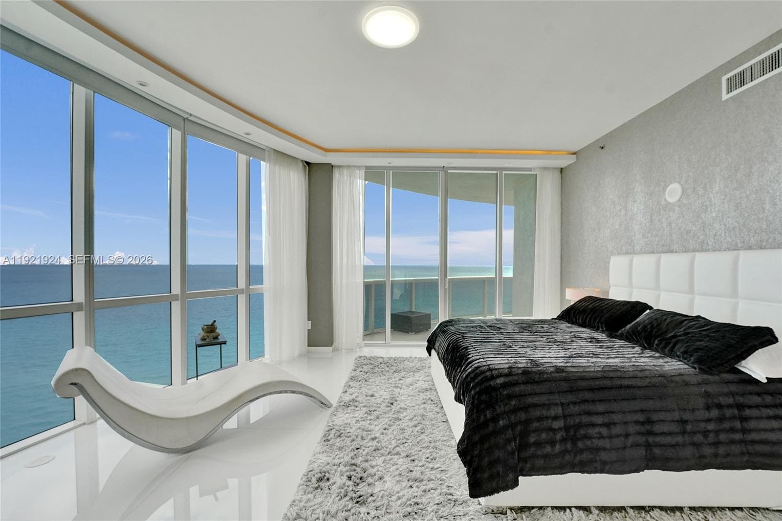 15811 Collins Ave 1601 photo 1