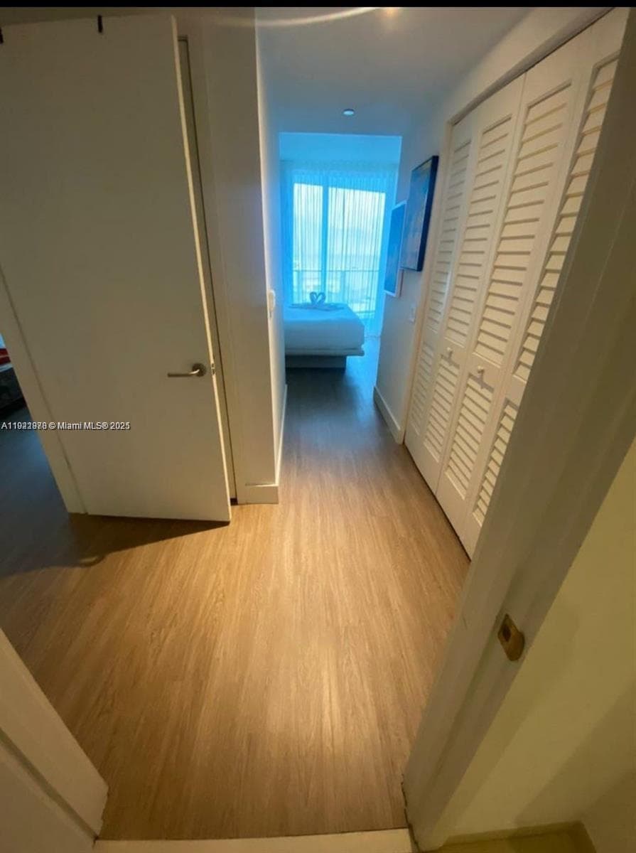 4111 S Ocean Dr 1506 photo 10