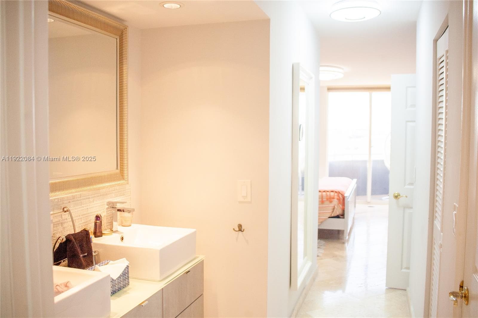 6301 Collins Ave 807 photo 20
