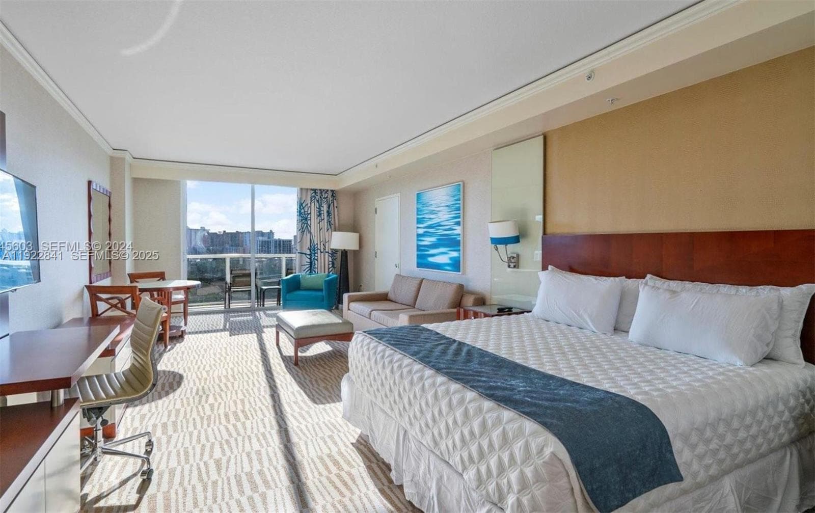 18001 Collins Ave 717 photo 8