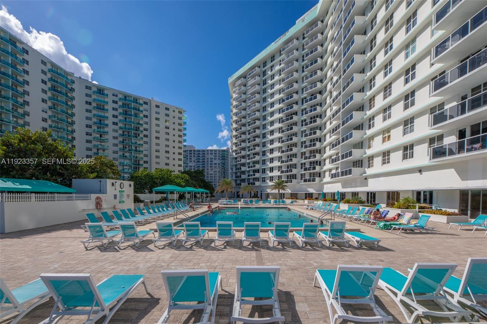 3725 S Ocean Dr PH02 photo 20