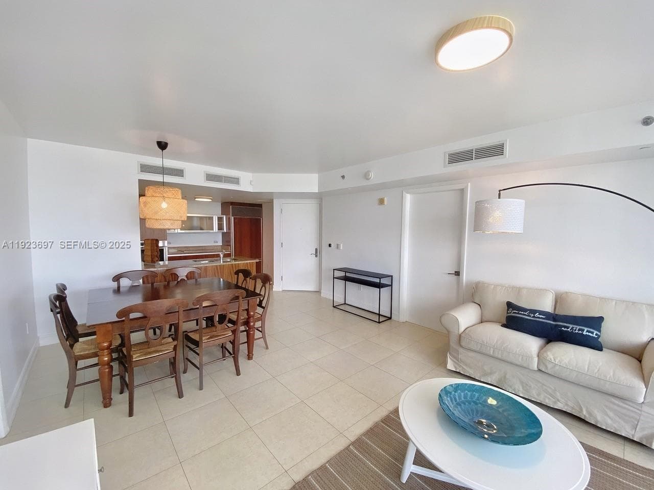 17201 Collins Ave 1009 photo 3