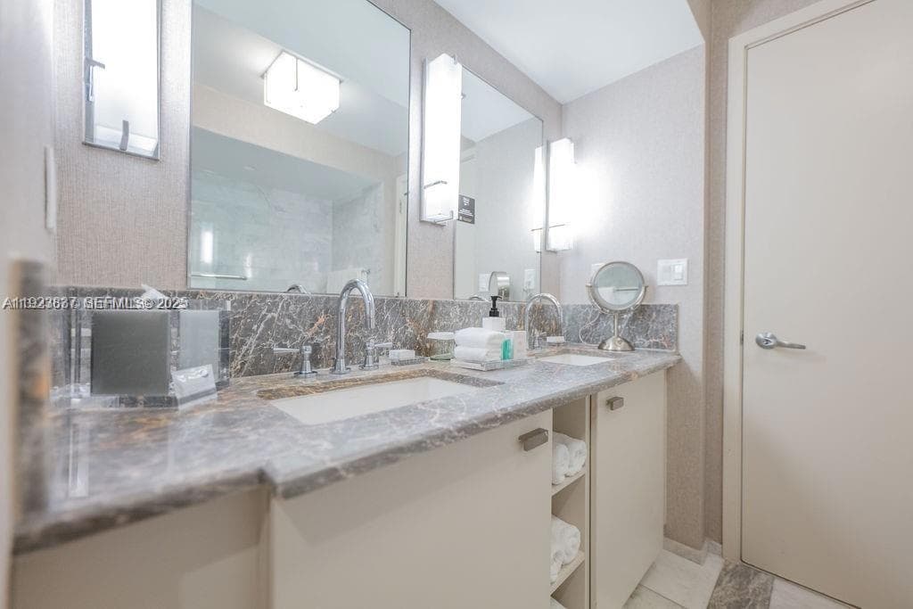 551 N Fort Lauderdale Beach Blvd R204 photo 8